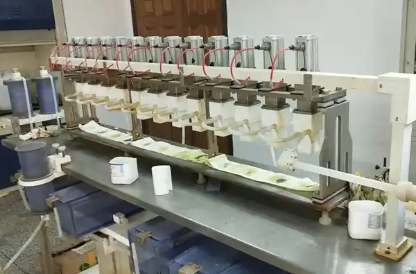 What industries use 20mm Rotary Drum Centrifugal Extractors?